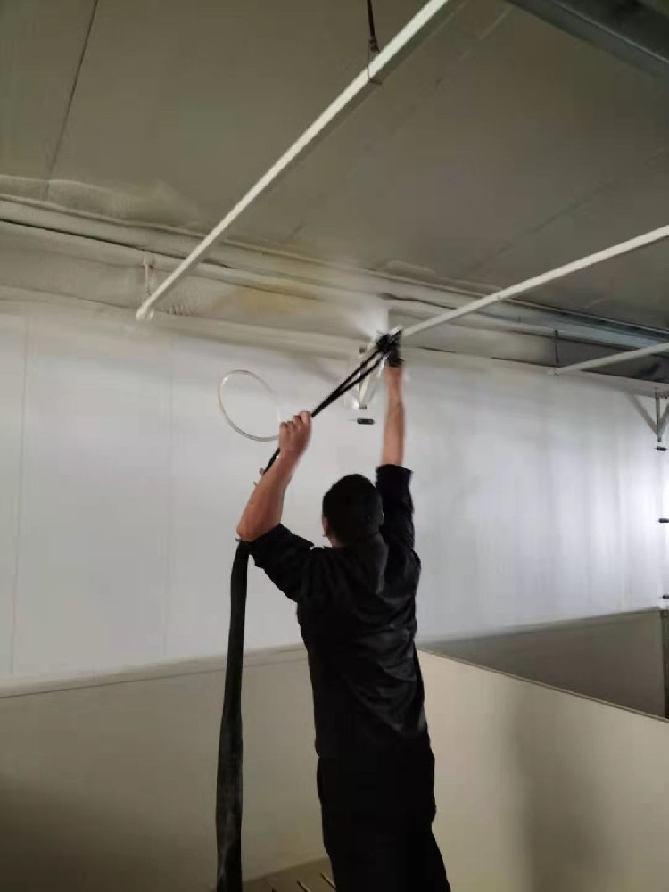 聚氨酯噴涂多少錢一平？